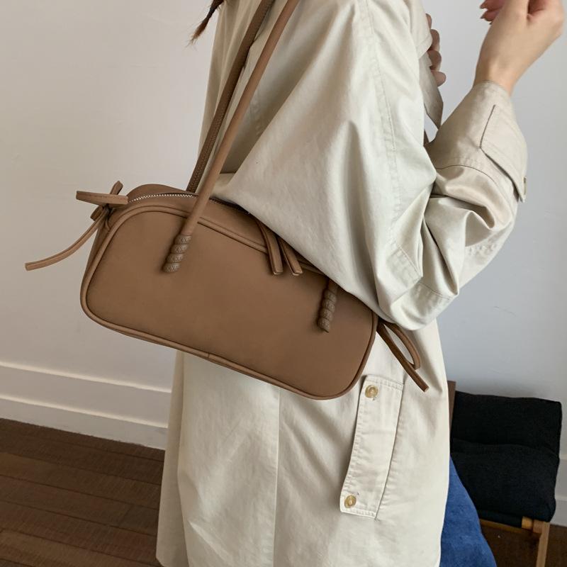 Underarm Work Commuter Bag Women's Large Capacity 2025 New Autumn and Winter Niche Design Retro Shoulder Pillow Bag