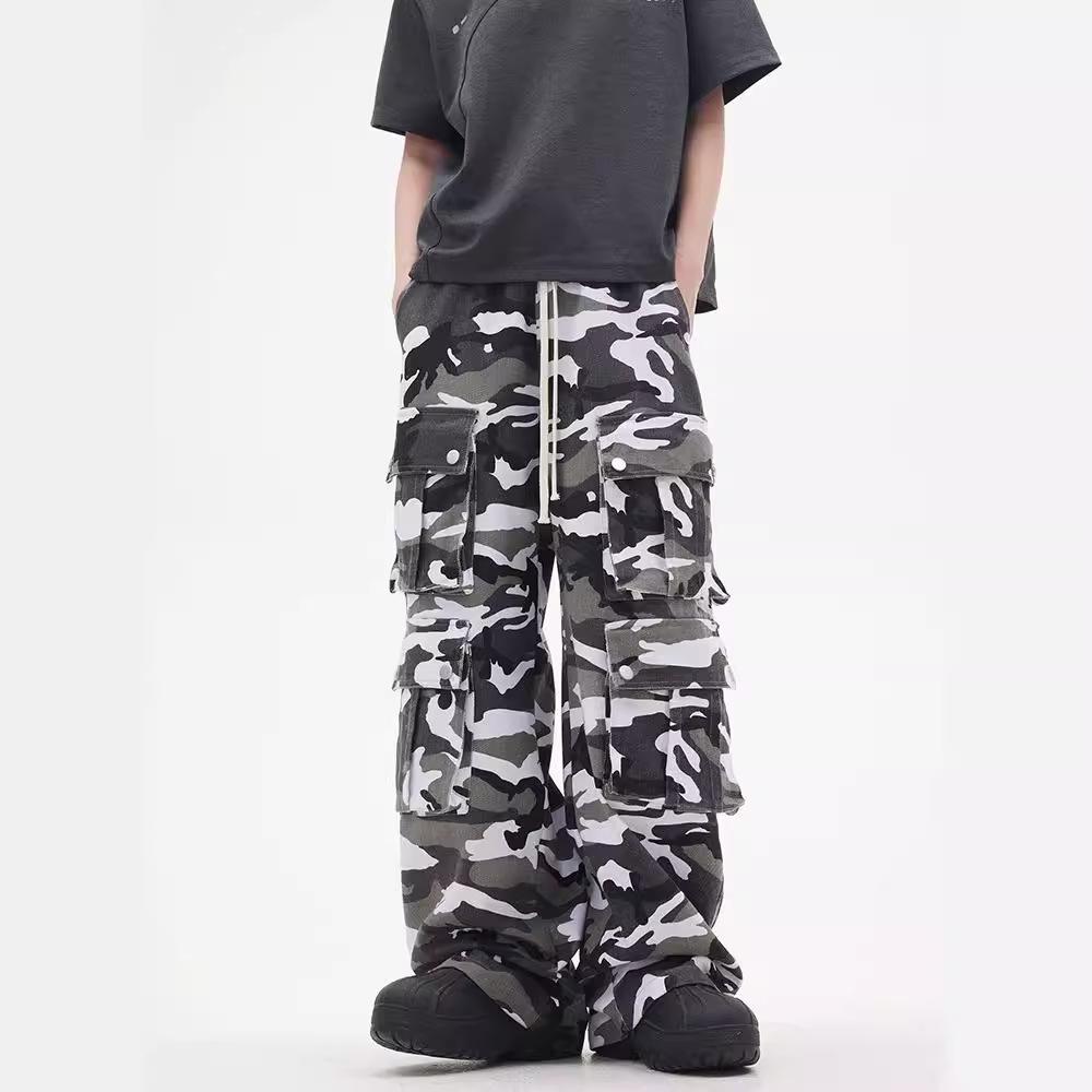 Men's Retro Hiphop Camouflage Cargo Pants: Loose, Straight-Leg, Multi-Pocket Design.