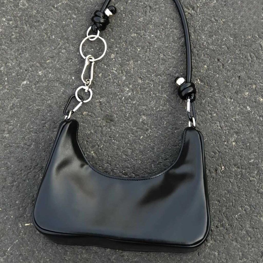Fashion Handbag Niche Underarm Bag Women'S Spring And Summer Commuter Bag Versatile Texture Single Shoulder Dumpling Bag