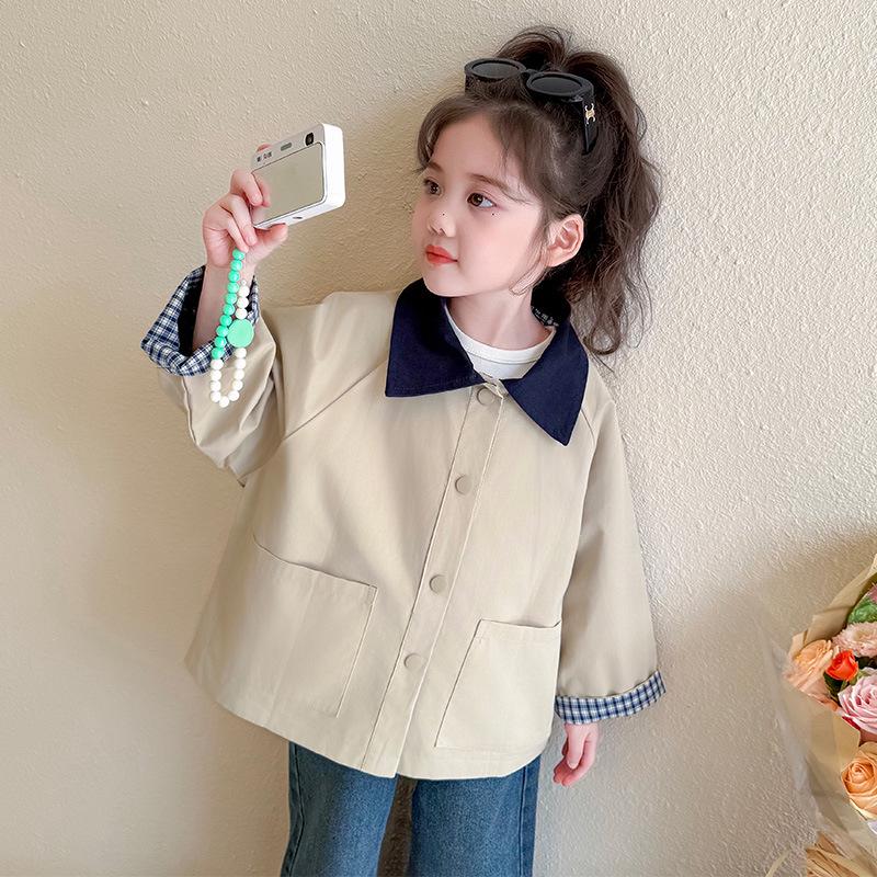 

Модная ветровка в корейском стиле для девочек на весну и осень 2025 130 cm легкие хаки