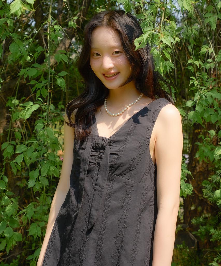 Salon De Yon Hampton Ribbon Mini Dress_ Black