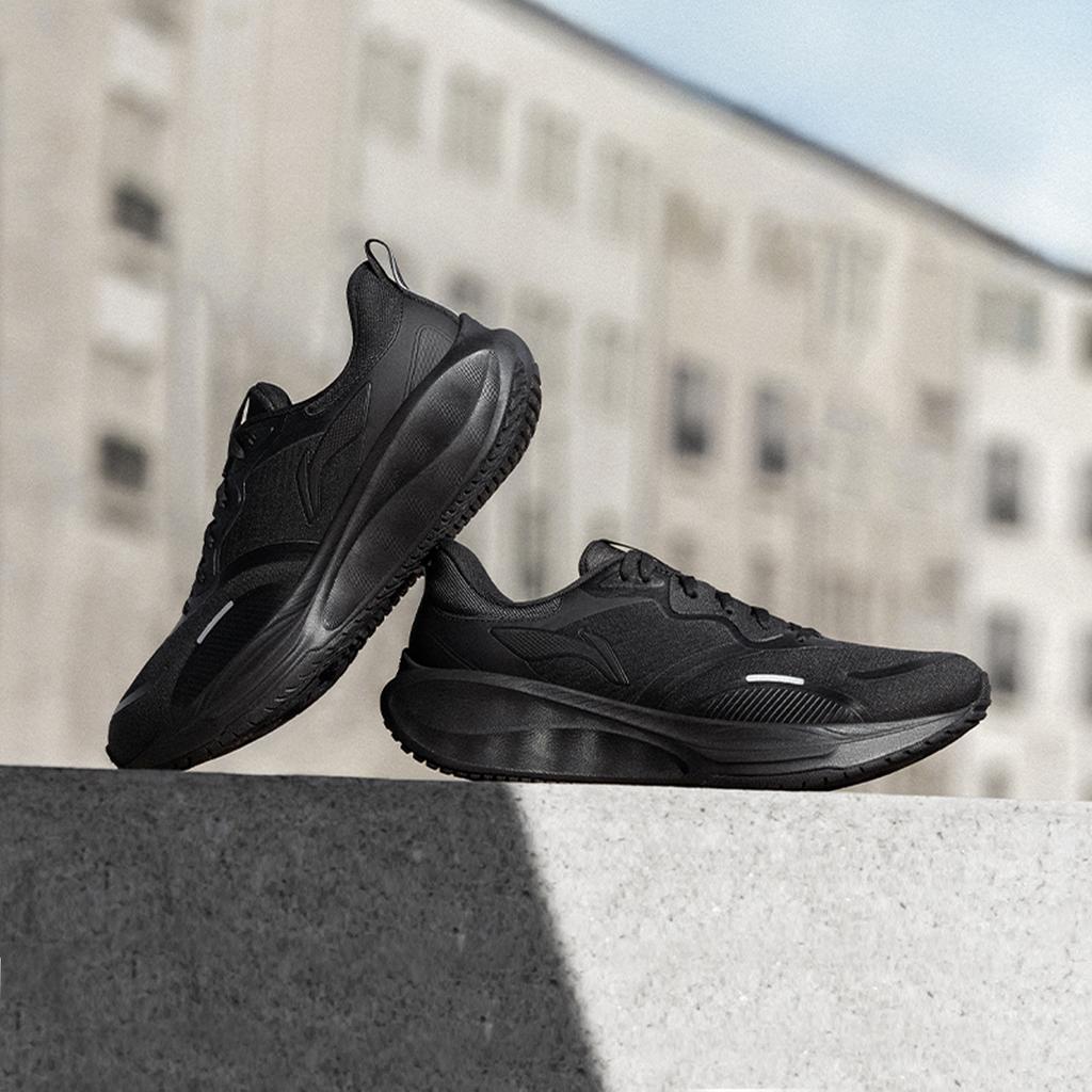 Li Ning Wuyue 2.0 Protective Edition Running Shoes Women's Low top Black ARSU076-1