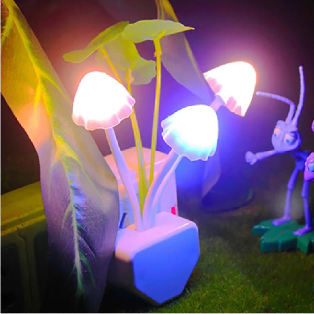 Mushroom Night Light LED Bedside Lamp EU / US Plug 7 Color Changing Light-controlled Sensor for Babyroom Bedroom Home Decor