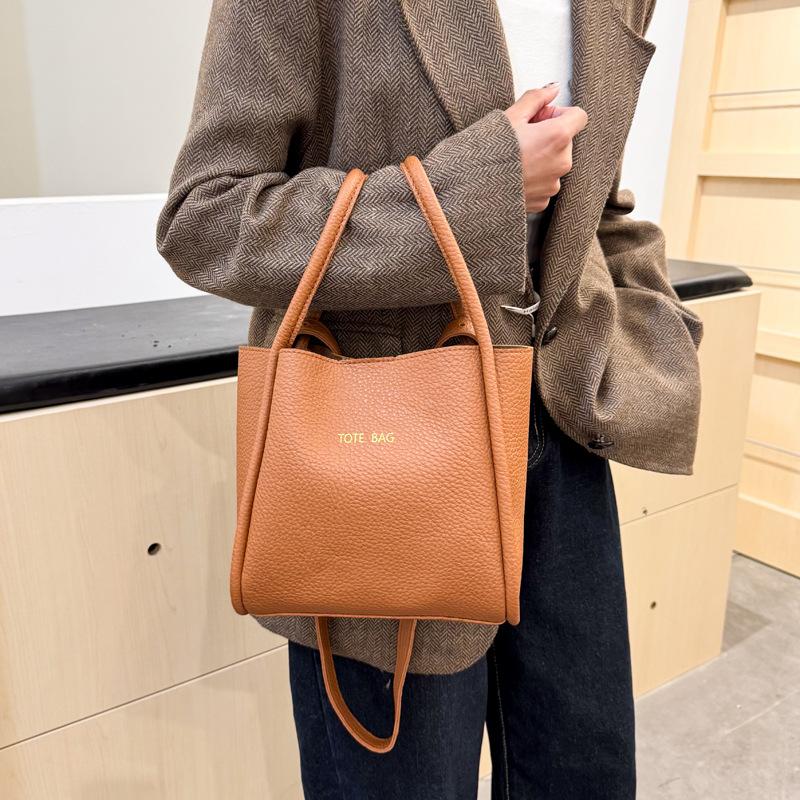 Fashion Versatile Trend Handbag Seasonal New Bucket Handbag Fashion Large Capacity Women's Shoulder Bag