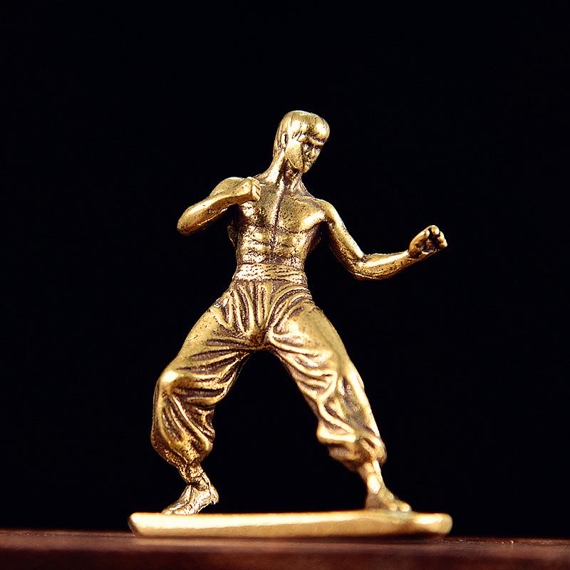 

Китайский кунг-фу Брюс Ли Креативное украшение для дома Орнамент кунг-фу Малыш латунь персонализированный настольный небольшой орнамент