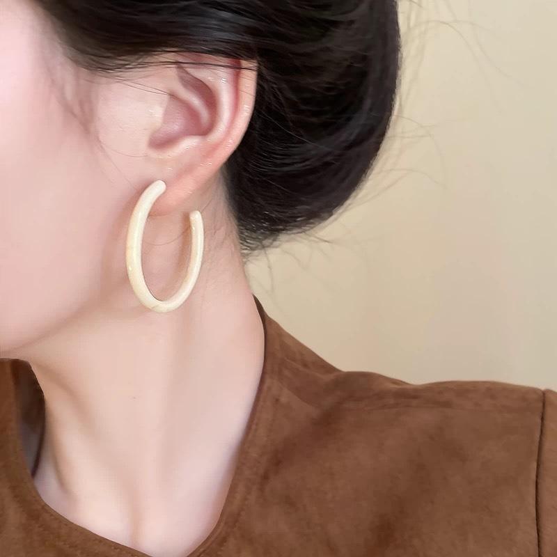 Geometric Minimalist Irregular Cool Style Earrings, Elegant and Fashionable, Suitable for All Occasions.
