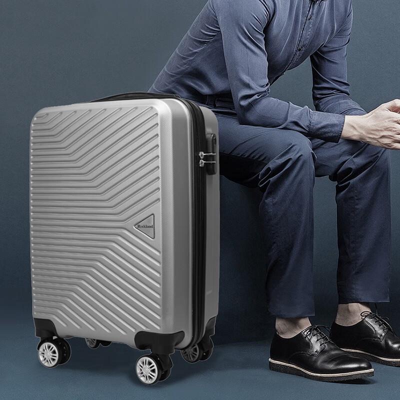 

ROCKLAND Fashion Spinner Luggage 20 Inches