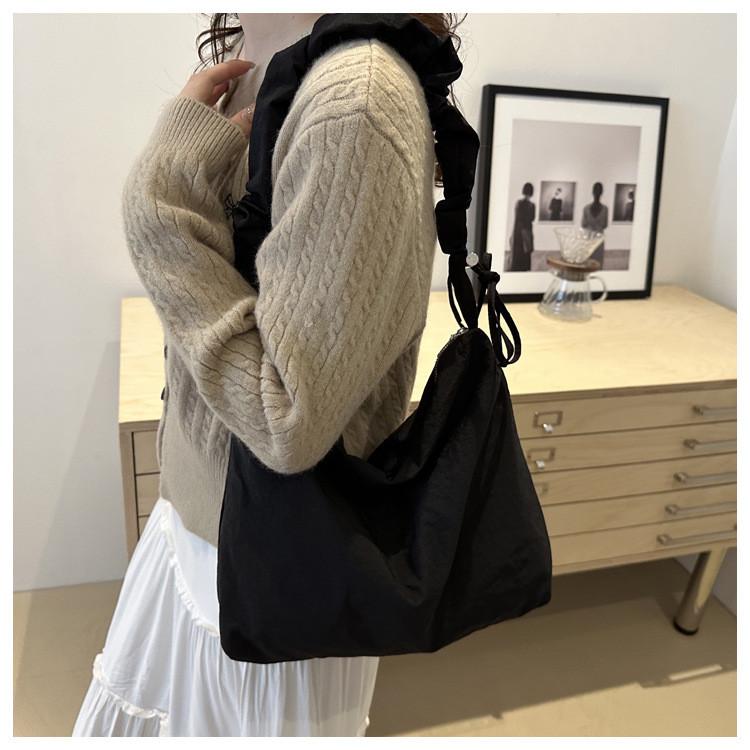 IELGY Large Capacity Simple Fashion Casual Pleated Crossbody Shoulder Tote Bag