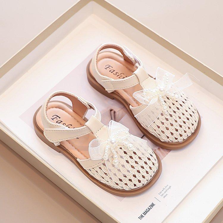 

Girls bag head sandals 2025 new summer children s woven princess shoes girls soft sole light beach shoes 34