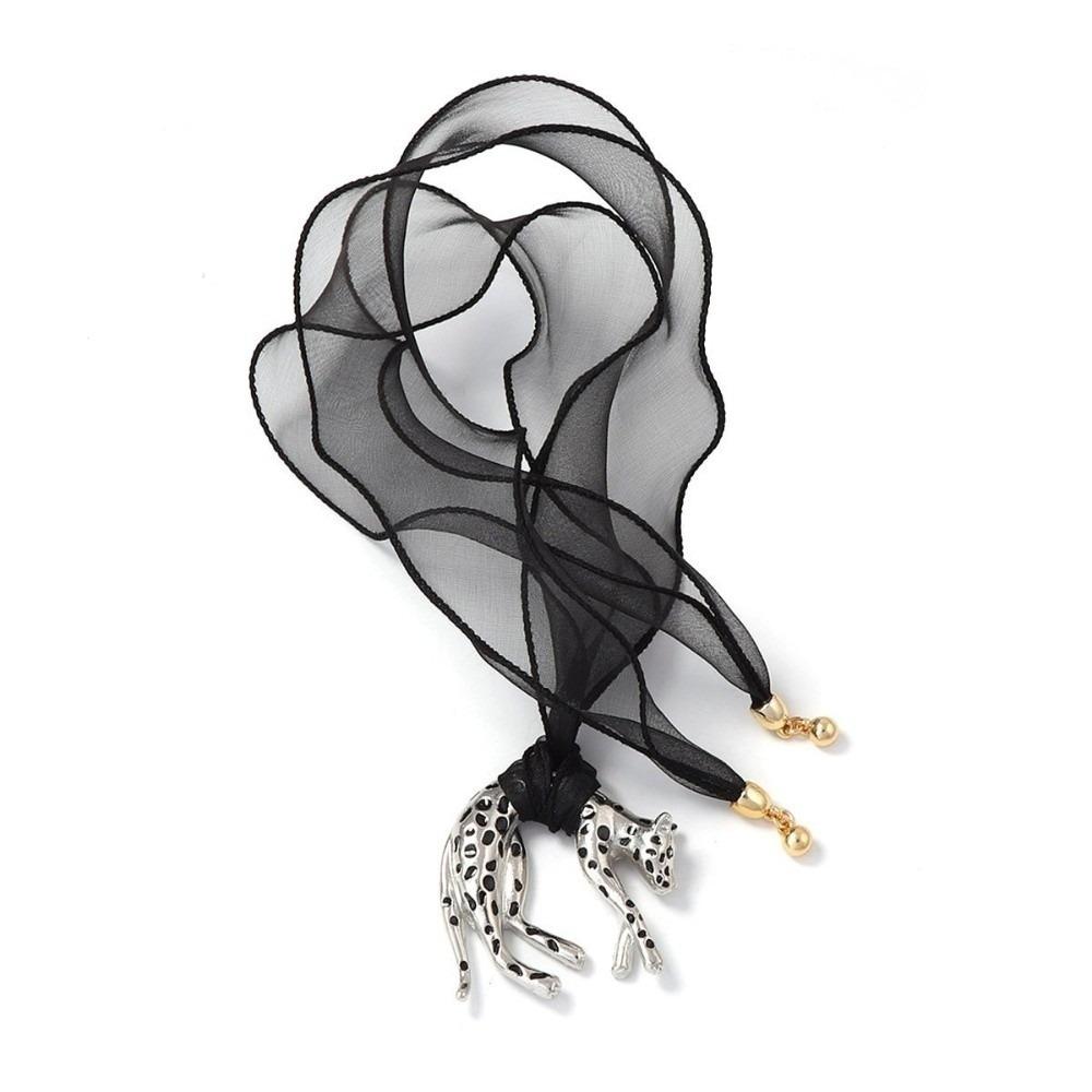 

Black Gold Drip Oil Leopard Pendant Necklace Vintage Sweater Chain Jewelry European American Style серебряный