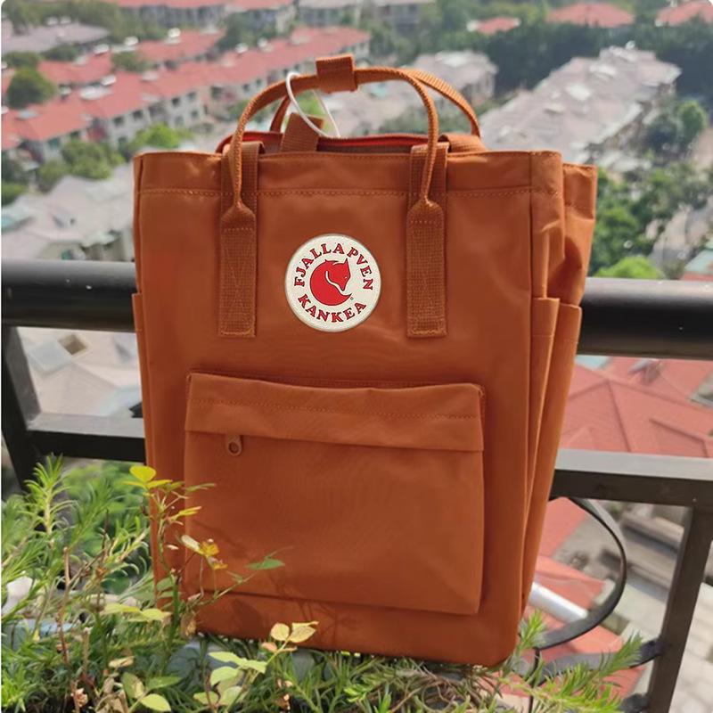 Outdoor Arctic Three-Way Backpack: Crossbody, Handbag & Bucket Bag with Fox Design