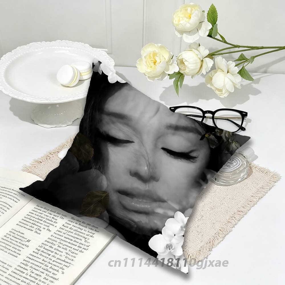For Singer AAriana Petal GGrande Pillow Case For Home Bedroom Car Office Decoration Living Room Sofa Cushion Cover Suitable