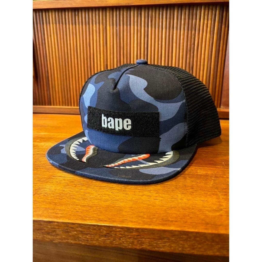 Used A BATHING APE shark embroidery cap