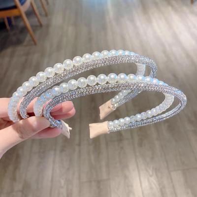 INS Mode Doppellagiges Stirnband mit Kunstperlen und Strass: Elegantes, mit Diamanten besetztes, vielseitiges Accessoire für Frauen