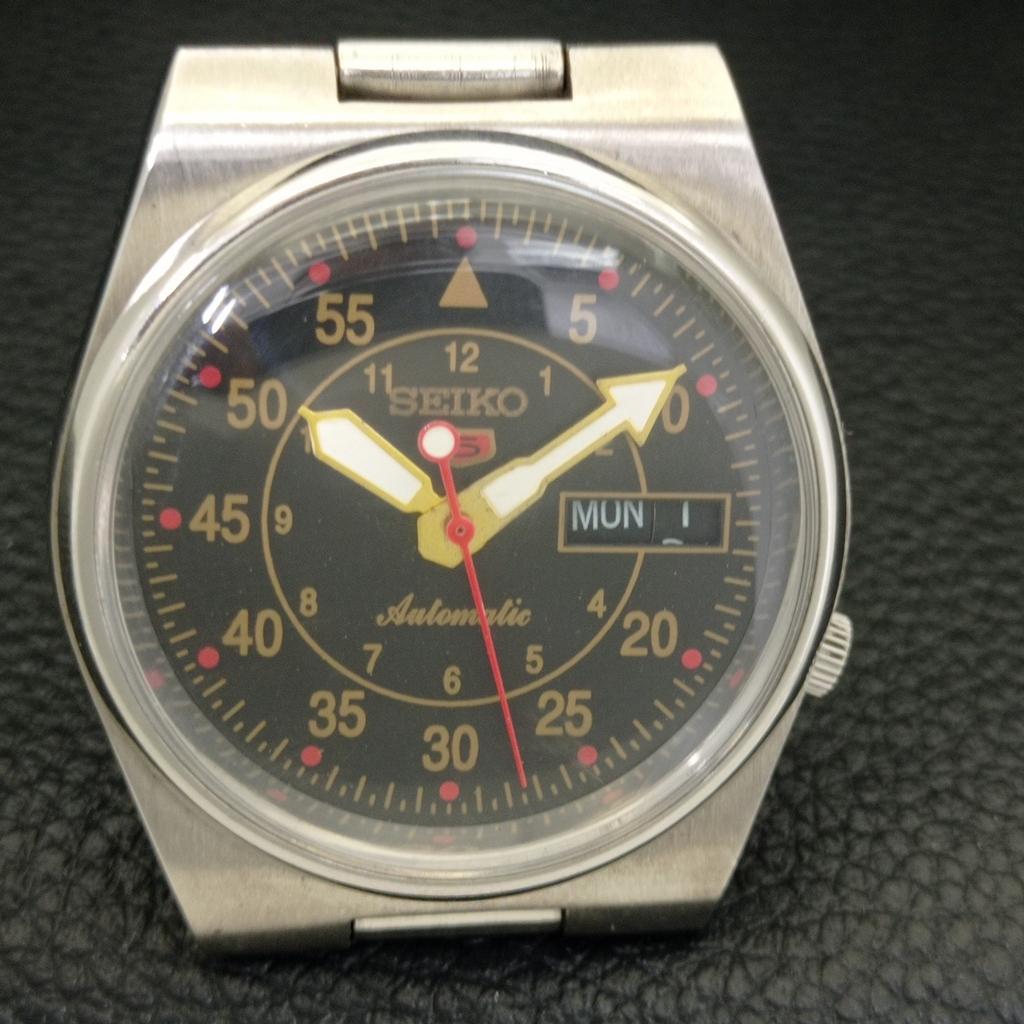 GENUINE VINTAGE SEIKO 5 AUTOMATIC JAPAN MENS 7019A BLACK DIAL WATCH a702396-5 R124-a702396