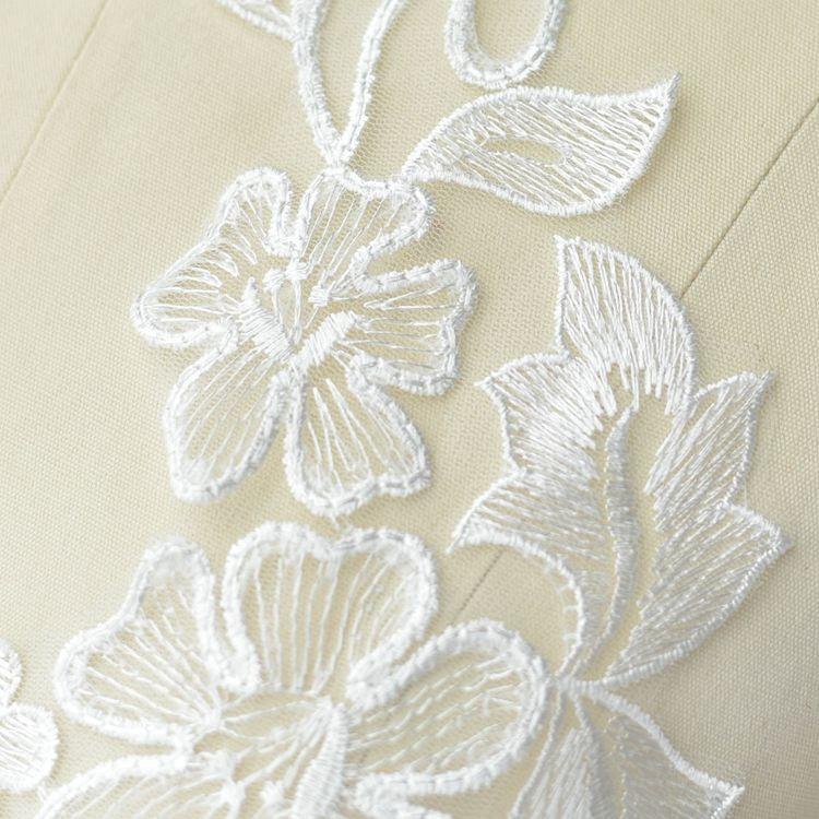 Flat Embroidery Embroidery Lace Flower Flower Sticker Wedding Dress Veil Children'S Clothing Dress Handmade Diy Material Performance Dress White