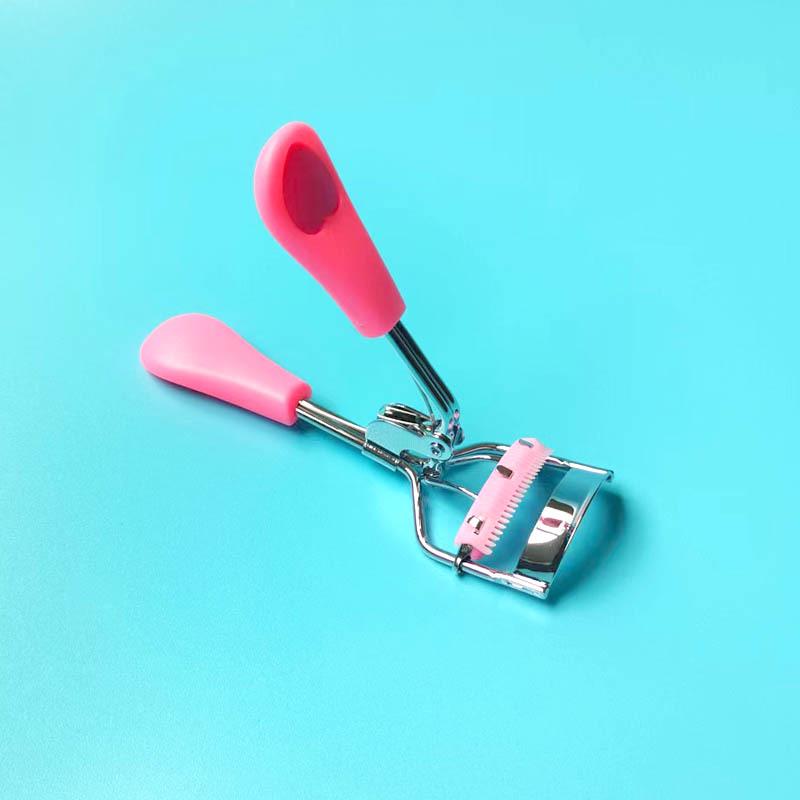 Chrome Peach Heart Handle Wide-Angle Mini Eyelash Curler - Portable Beauty Tool