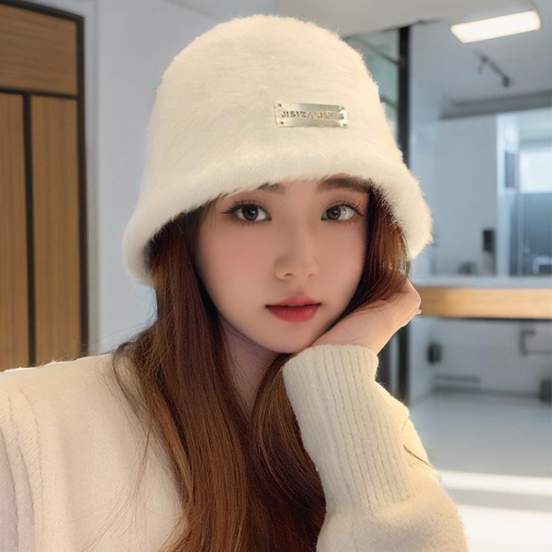 Fisherman's Hat for Women In Autumn and Winter Warm Big Head Buckle Hat White Non Faced Plush Bucket Hat