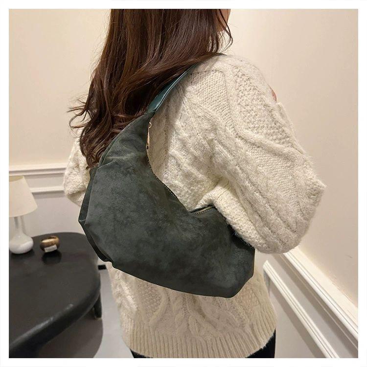 Retro Matte Bag Women s All-matching Dumpling High-end Commuting Armpit Simple Handbag 33x7x24
