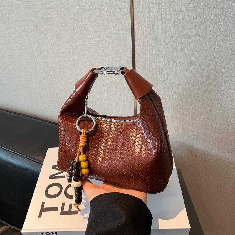 Premium Sense Woven Pattern Handbag Women's New Fashion Versatile Shoulder Messenger Bag Niche Dumpling Bag