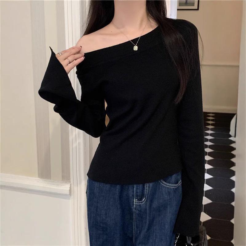 Women's Gray Off-Shoulder Asymmetric Slimming Long Sleeve Top - 2024 Trendy Autumn/Winter Versatile Style