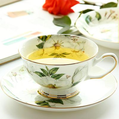 240 ml Licht Luxus Bone China Teetasse Englisch Nachmittag Tee Tee-Set Kaffee Tasse Einfache Europäische Exquisite Tasse und untertasse Keramik
