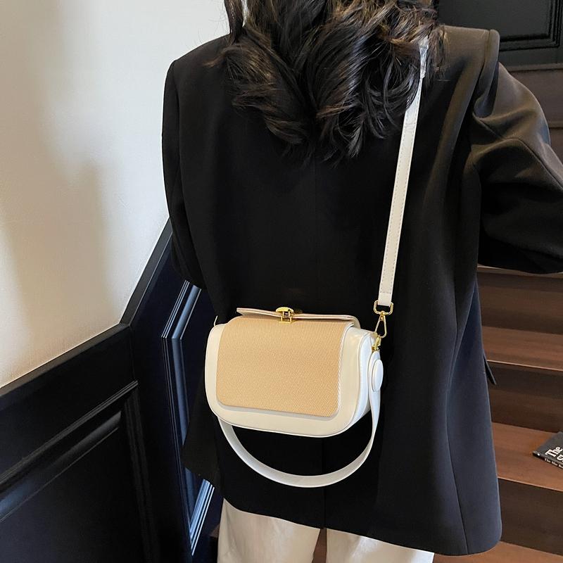 Minimalistische Modische Exquisite Damen-Schultertasche mit Schulterriemen-Design Vielseitig für Pendeln und Zusammenkünfte