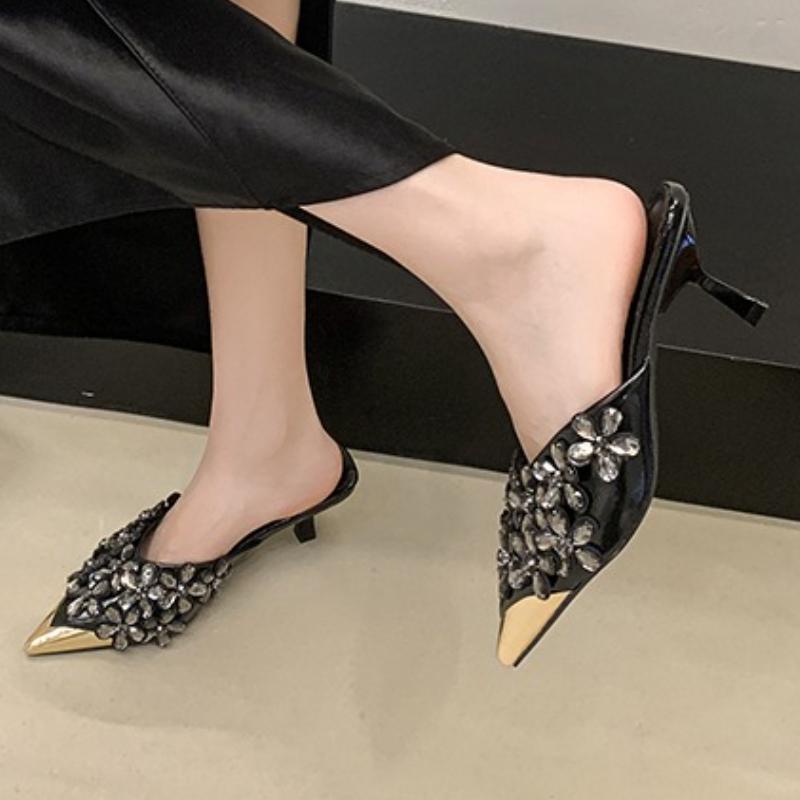 Spitze Zehen Stiletto Hoher Absatz Baotou Halbschlepp Sommer Neu Strass Blume Fee Wind Metallkopf Kalte Hausschuhe Draußen Tragen