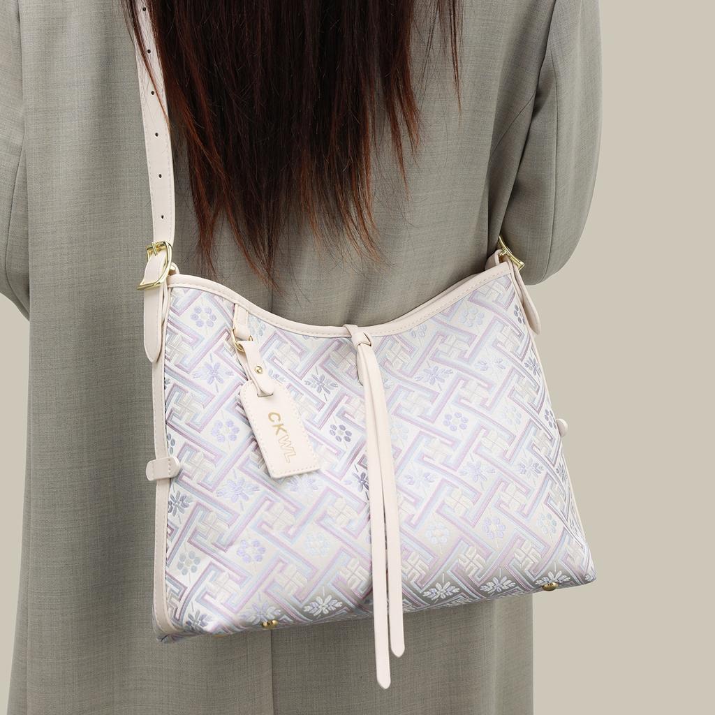 Women's Bags Practical Large-capacity Commuter Underarm Shoulder Bag Tote Messenger Bag