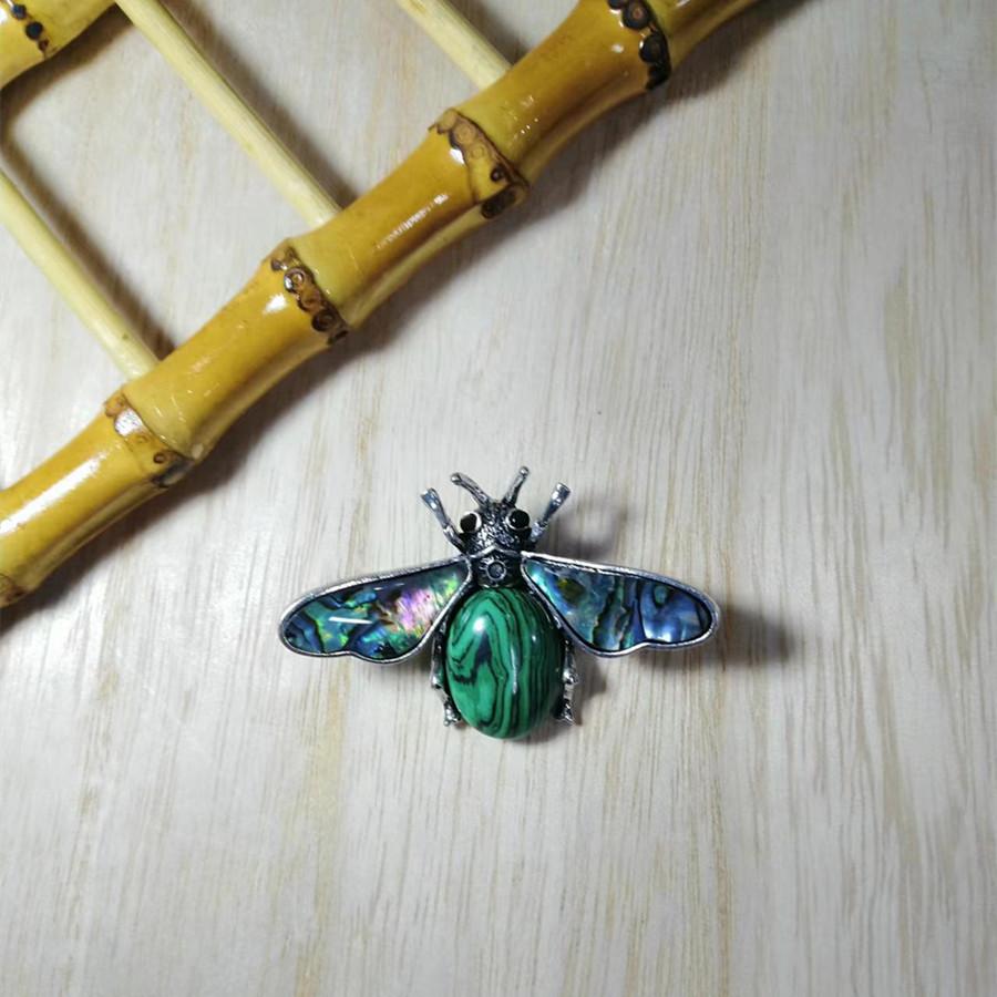 Shell Embedded Butterfly Brooch Pin Pendant With Fashionable Purple Crystal For Women And Men