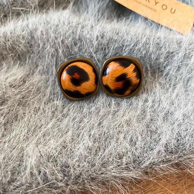 Love Geometric Artificial Tiger's Eye Stone Stud Earrings Retro Maillard Earrings Light Luxury Earrings