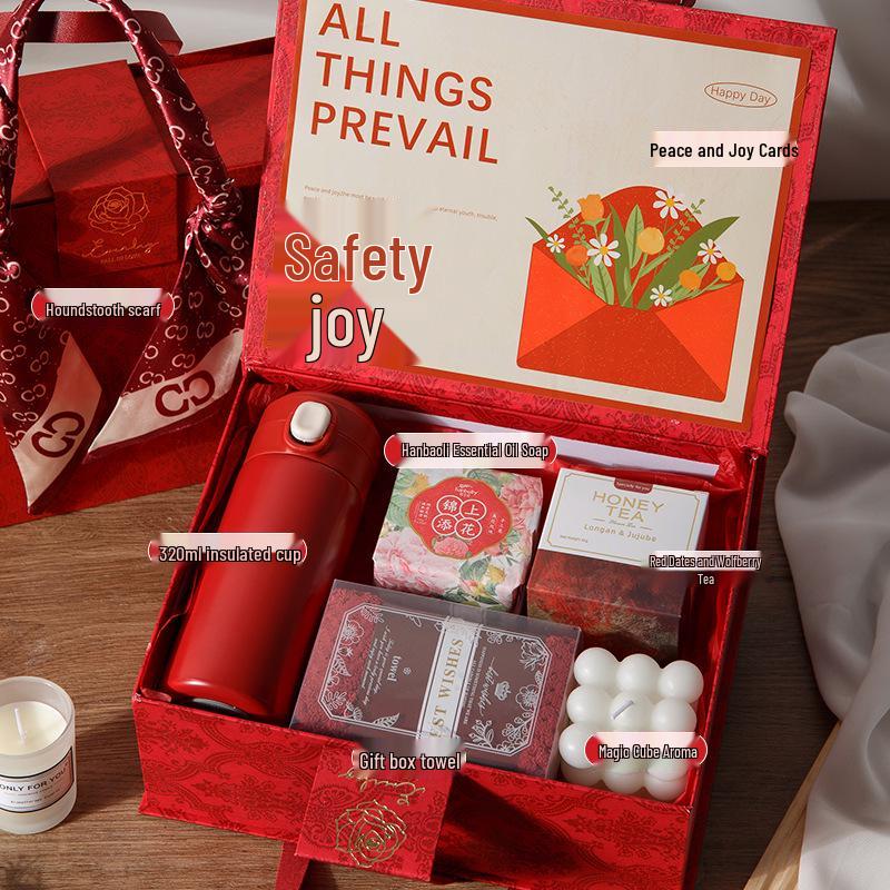 Compact Souvenir Gift Set: Perfect for New Year Parties, Group Events, Customer Appreciation, or Birthdays