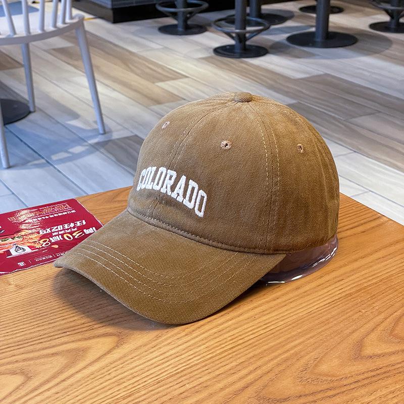 

Пиковая кепка с вышивкой букв для женщин, осенняя новая студенческая, повседневная и тонкая, подчеркивающая маленькое лицо, бейсболка для пары с мягким верхом Adult average size верблюд