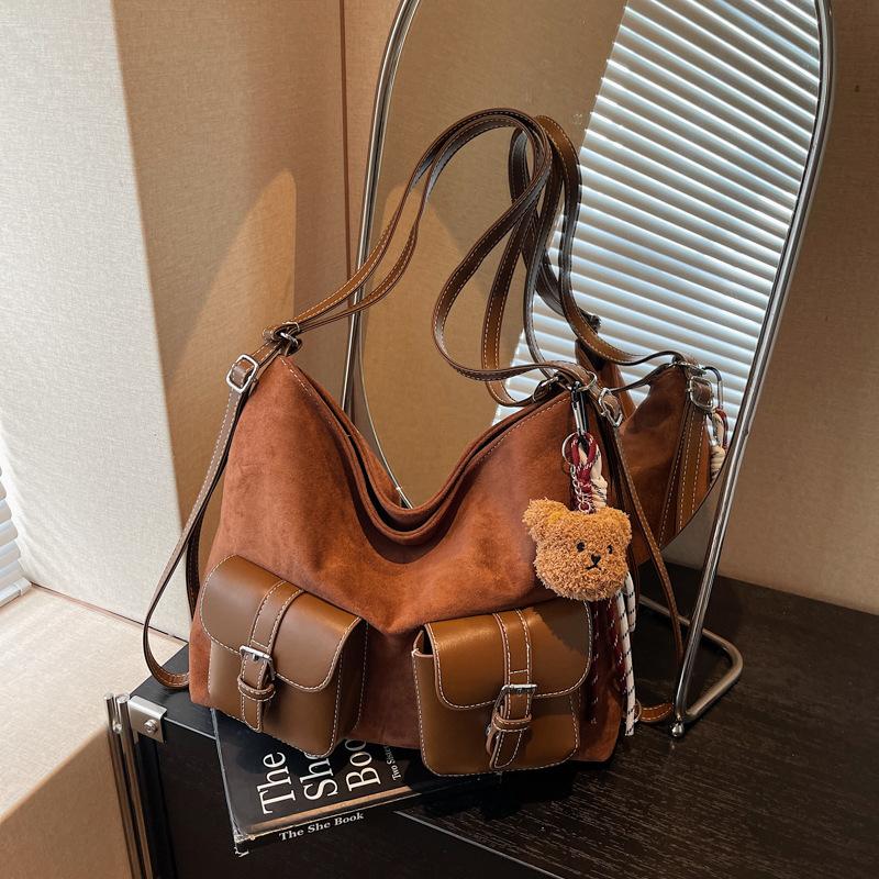 Damen-Pendler-Rucksack mit großem Fassungsvermögen, Herbst und Winter neu, Retro-Mode, hochwertige Umhängetasche