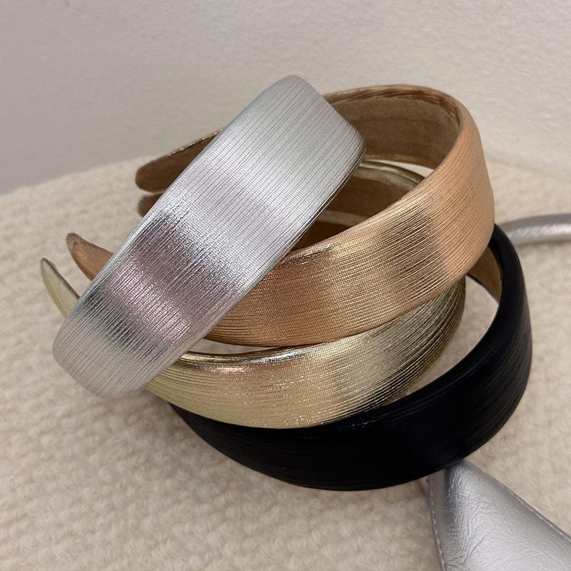 Breite Leder-Haarbänder im koreanischen Stil, glänzende goldene silberne PU-Stirnbänder, modische schlichte Schwamm-Haarreifen, Damen-Haarspangen, Retro-Kopfschmuck
