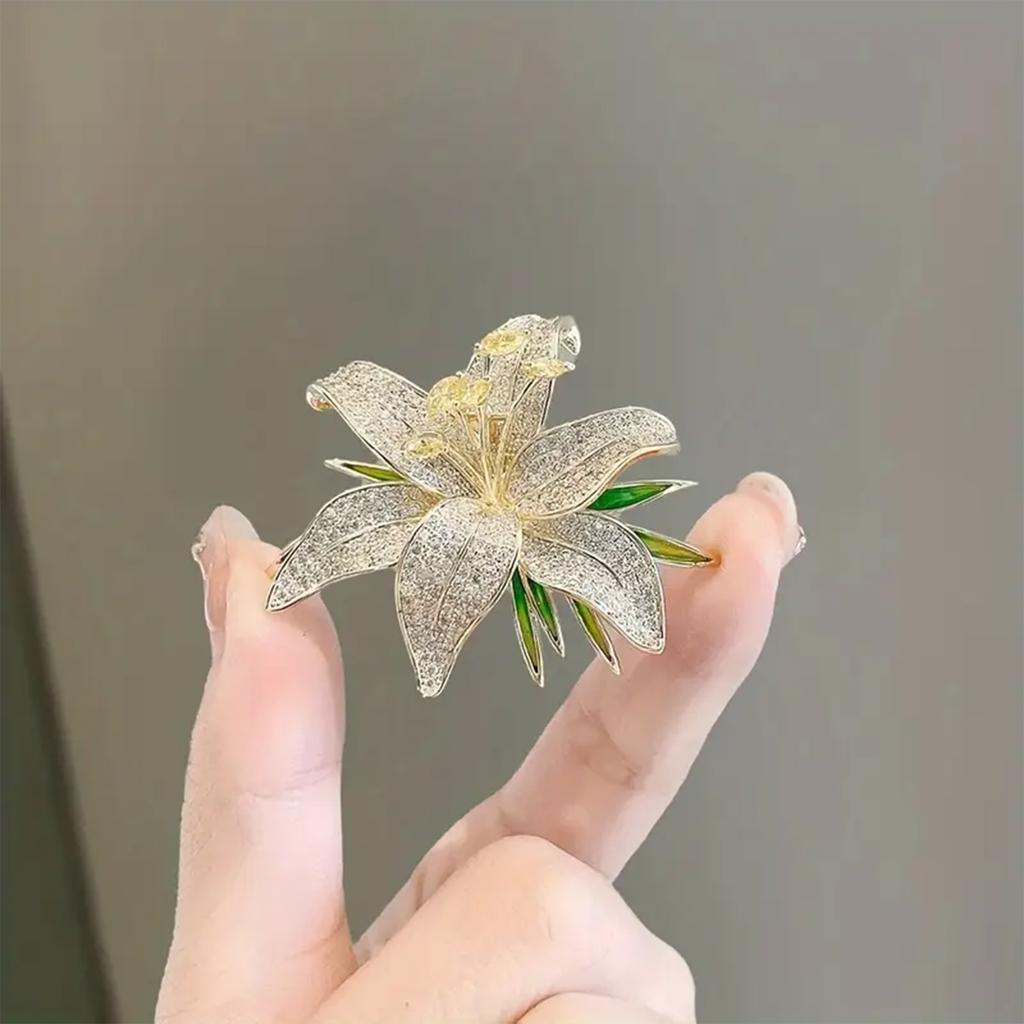 Luxurious Lily Flower Brooch Elegant and Simple Style Versatile Pin Collar Fashionable Accessory