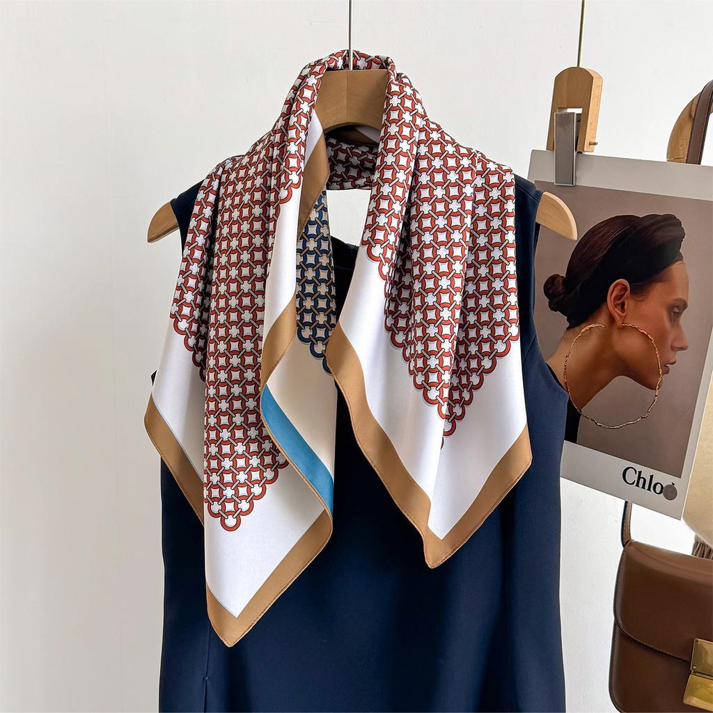 Korean Version of the New High-quality Twill Silk 71 Spring and Summer Printed Small Square Scarf High-end Headband Headscarf Fashion Decoration Trend