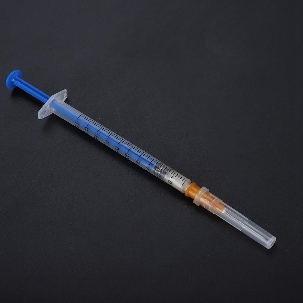(0,1 ml) Leitfähiger Silberkleber Wärmeleitpaste Härtende Silberpaste für Leiterplatten