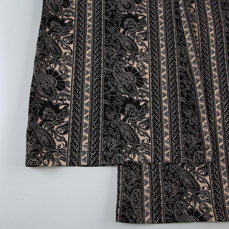 Женские брюки с абстрактным принтом — фото 14