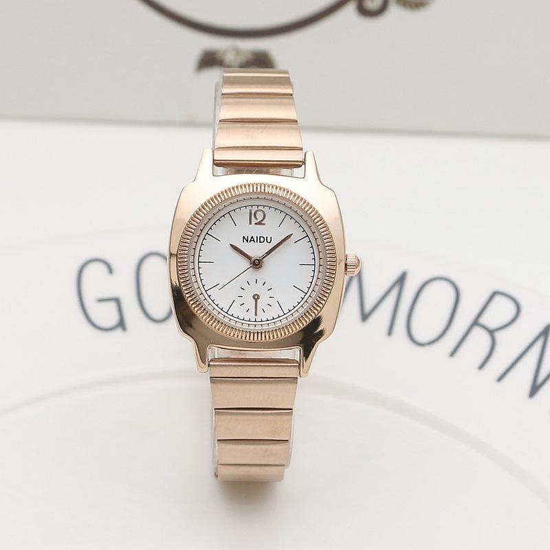 

Роскошные женские часы Минималистичный стиль Нишевые Легкие Ретро Стальной ремешок Маленькие Золотые Кварцевые часы relógio feminino Дропшиппинг