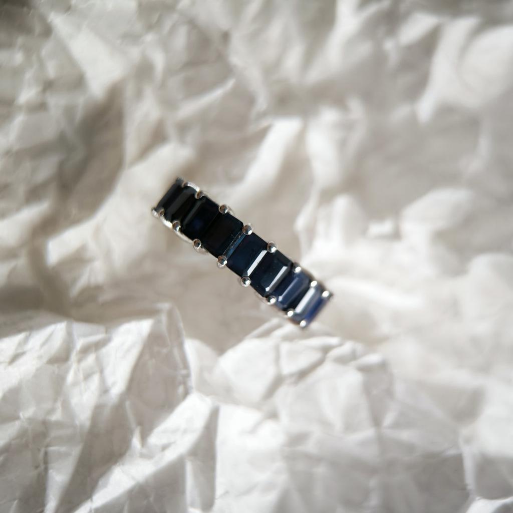 Серебряное кольцо с натуральным сапфиром 3.583ct, вес изделия 3,12 гр (2202417)