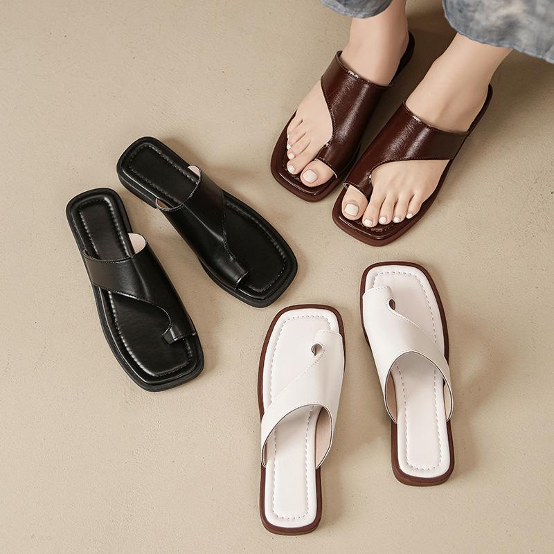 22 new set of toe cool slippers soft leather soft bottom comfortable outer wear fairy wind beach cool slippers tide
