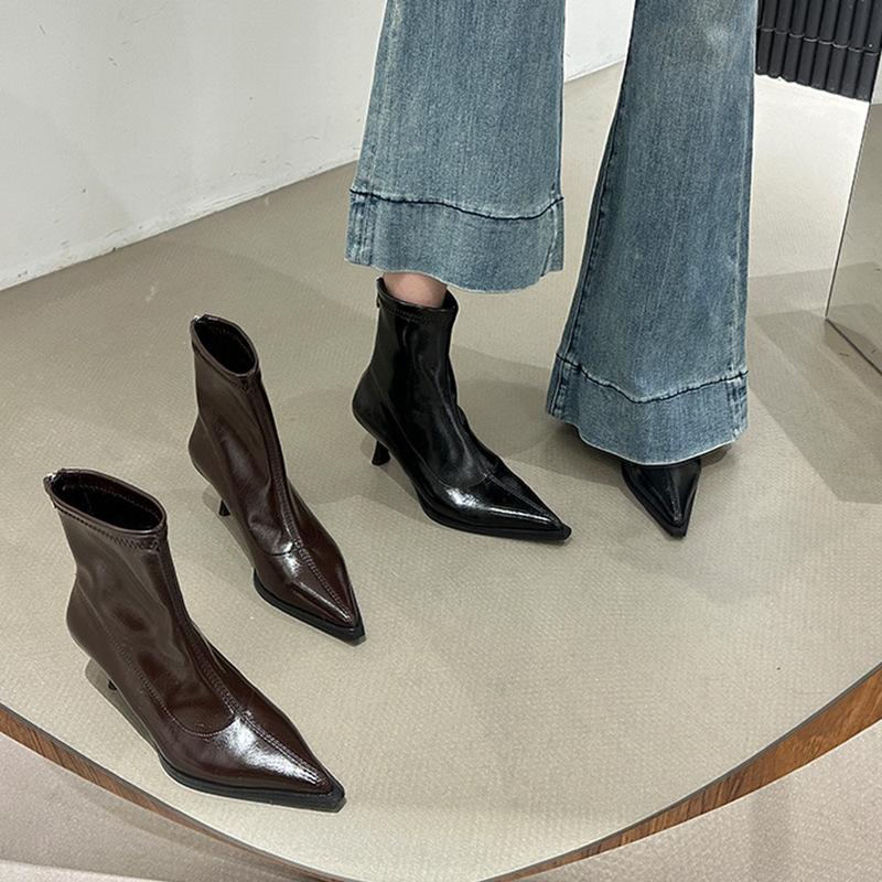 Pointed short boots women's autumn and winter 2024 new boots fleece short boots niche thin women's boots thin heel high heel boots