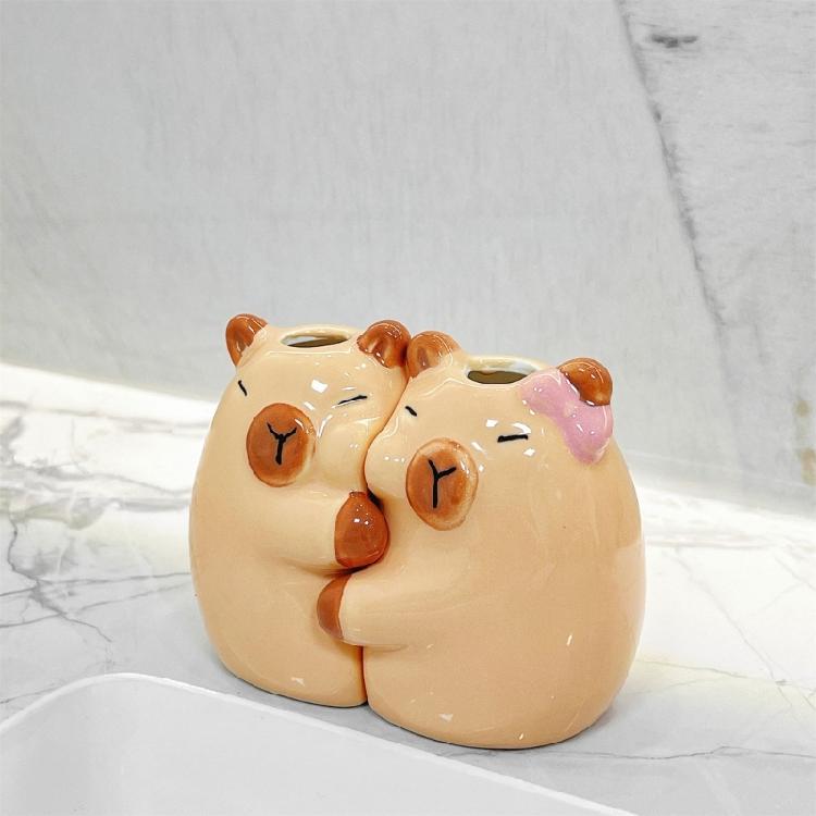 Pair Of Hugging Capybaras Toothbrush Holders Ceramic Waterproof Bathroom Decoration For Couple With Stable Base