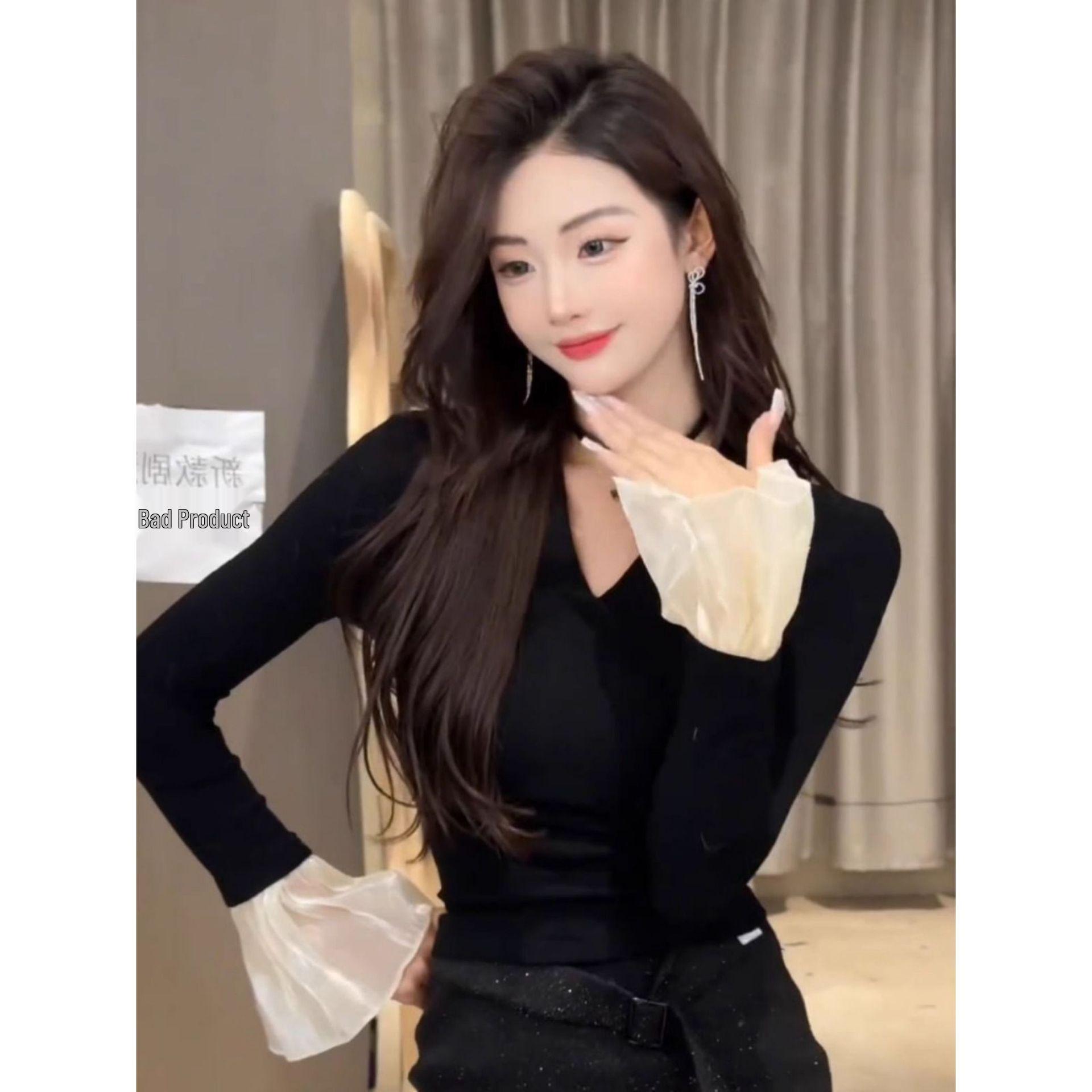 

Elegant V-Neck Patchwork Bell Sleeve Top - Autumn & Winter Slimming Base Layer Large чорний