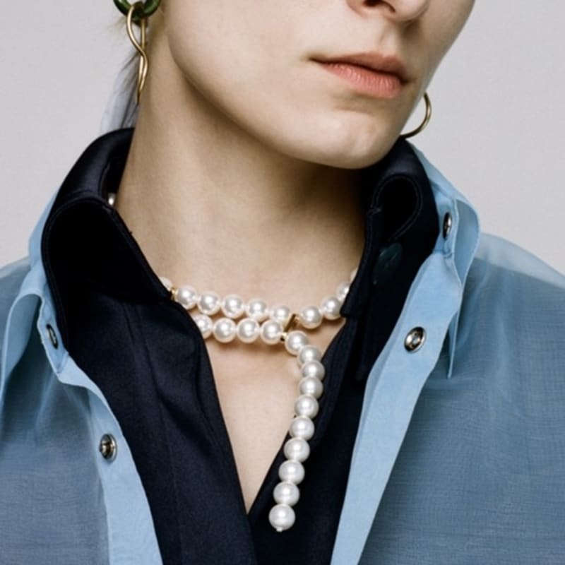 MONDAY EDITION cross-ended pearl necklace