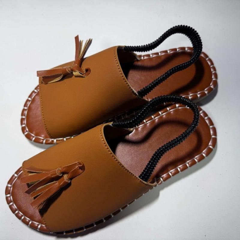 

Женские летние сандалии-шлепанцы на плоской подошве с ремешком сзади большого размера 43 коричневый