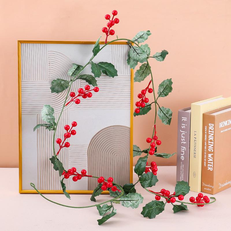 Christmas Decorative Faux Vine With Red Fruit For Holiday Home Decor