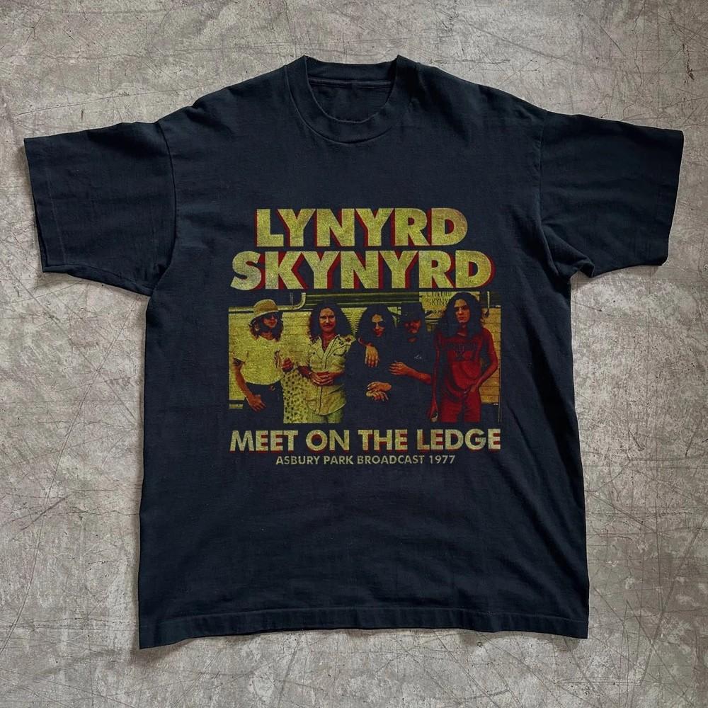 Vintage 1977 Asbury Park Broadcast S-5XL T-shirt Unisex Black ON TREND Unisex T-Shirt M