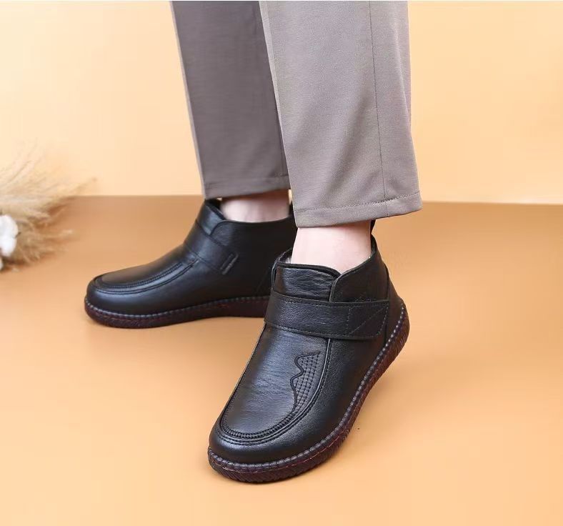 

Хлопковая обувь женская 2025 зима бархатные матерчатые туфли для мамы среднего и пожилого возраста удобные утолщенные теплые водонепроницаемые туфли для пожилых бабушек 41 чёрный